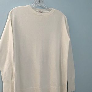 White long sleeve sweater